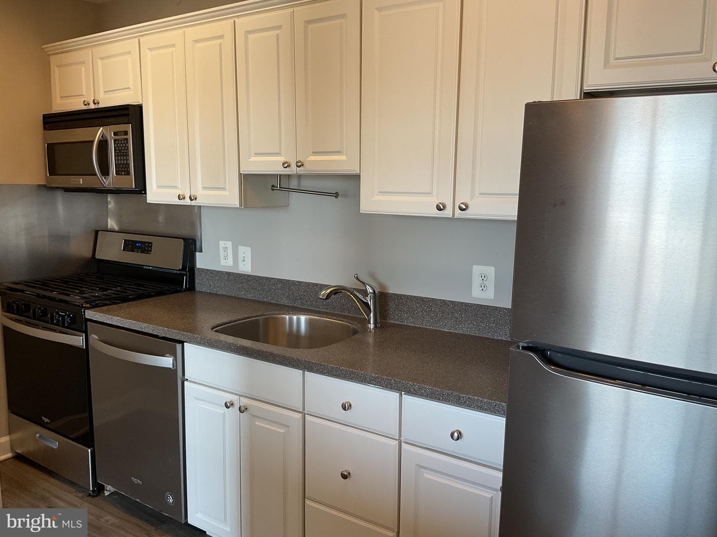 1602 Renate Dr # 303 photo 52