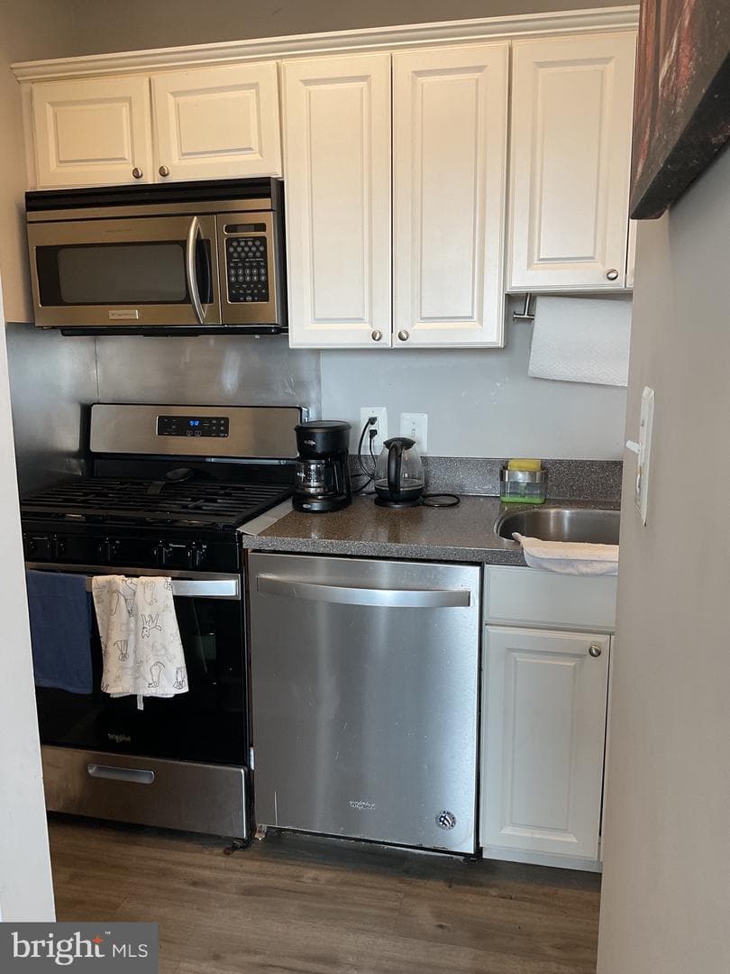 1602 Renate Dr # 303 photo 9