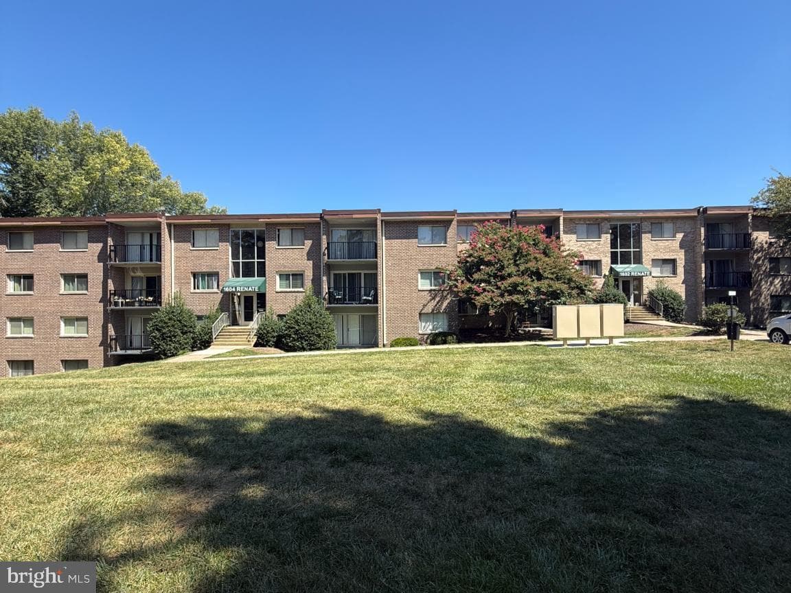 1602 Renate Drive #302 photo 22