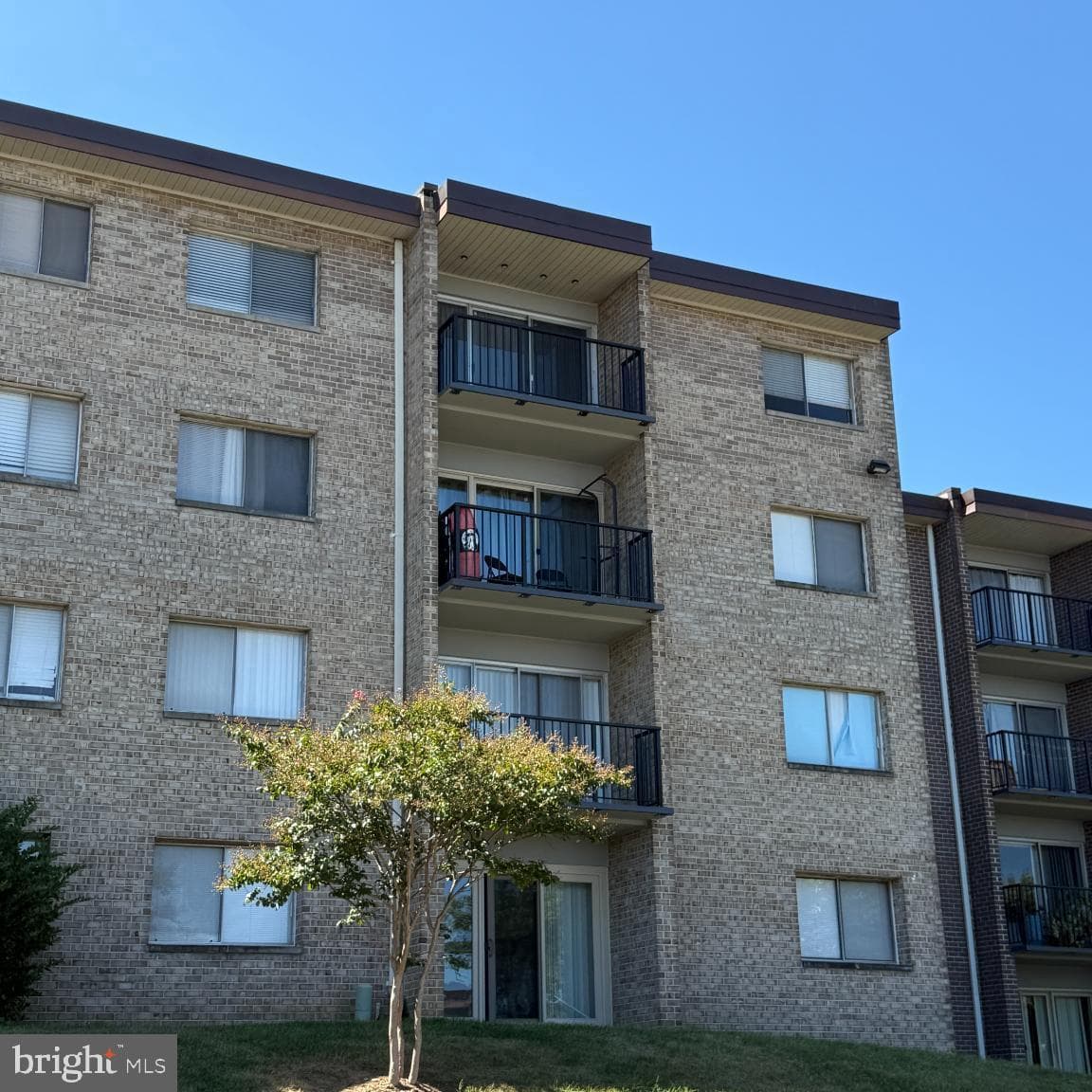 1602 Renate Drive #302 photo 4