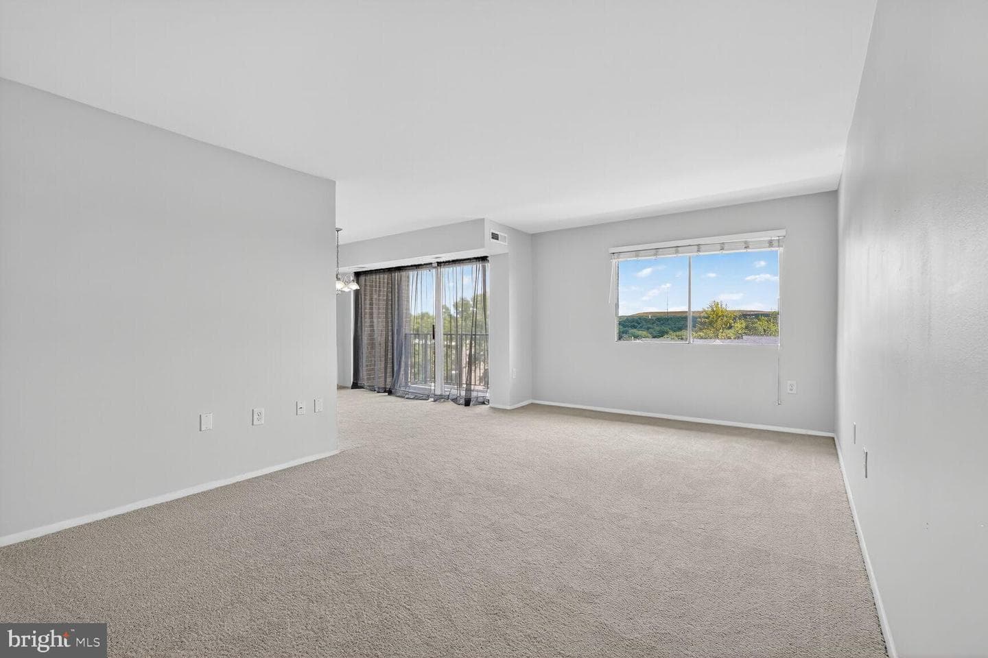 1602 Renate Drive #302 photo 6