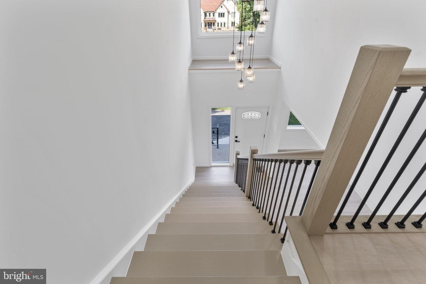 8111 Oak Street photo 21