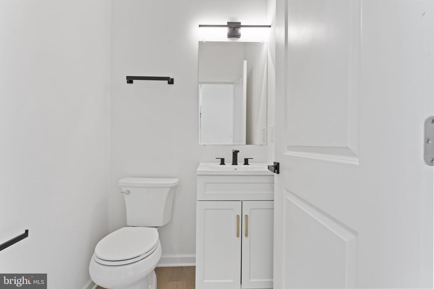 8111 Oak Street photo 45