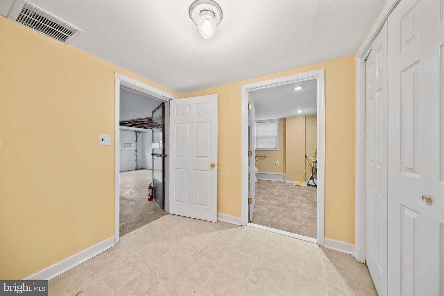 8411 Impalla Drive photo 22
