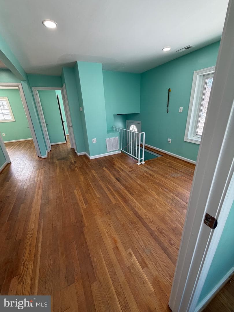 3548 Forestdale Avenue photo 2