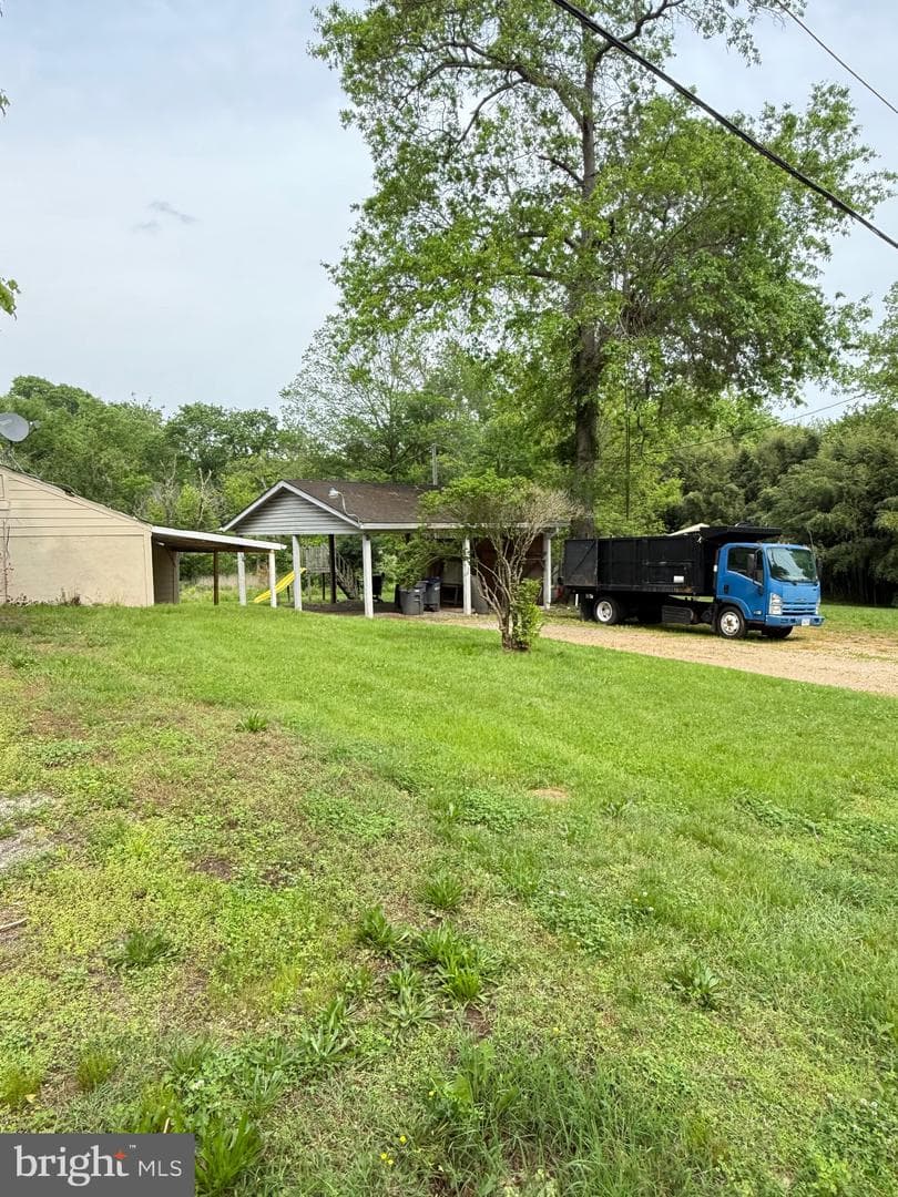 7421 Lake Drive photo 20