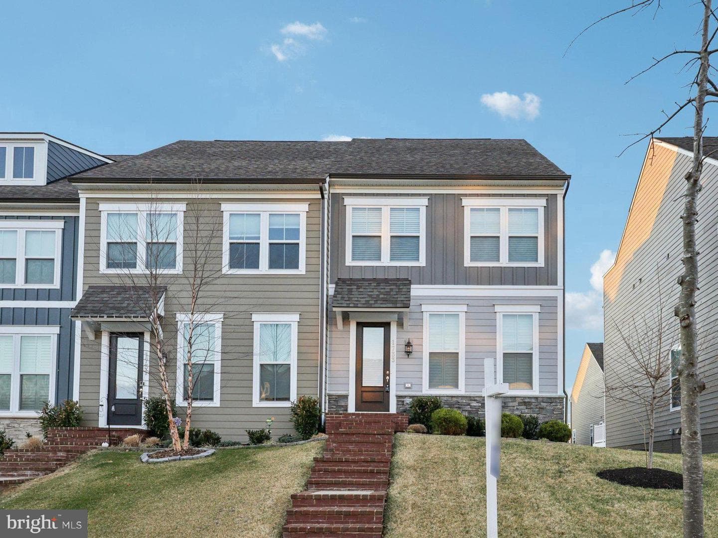 1733 Autumn Maple Leaf Drive photo 2