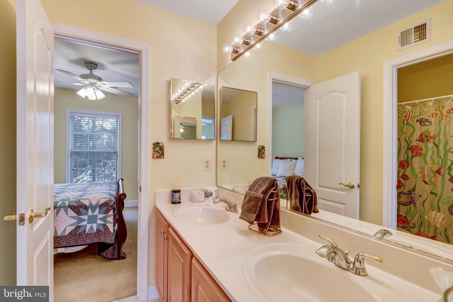 14237 Clubhouse Road photo 32