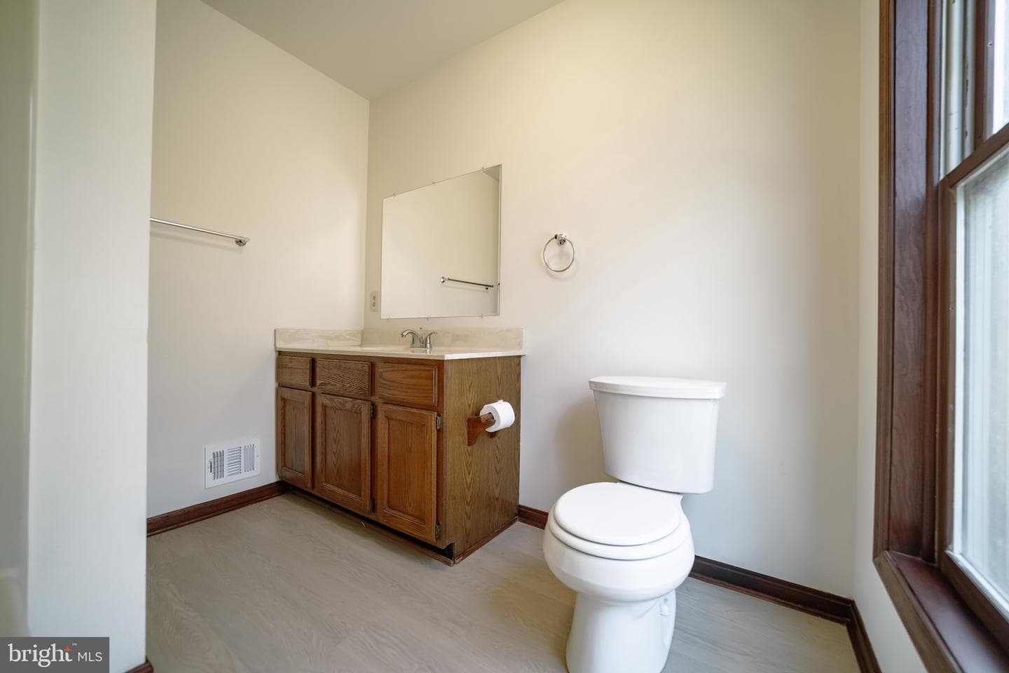 10754 Lake Forest Drive photo 29