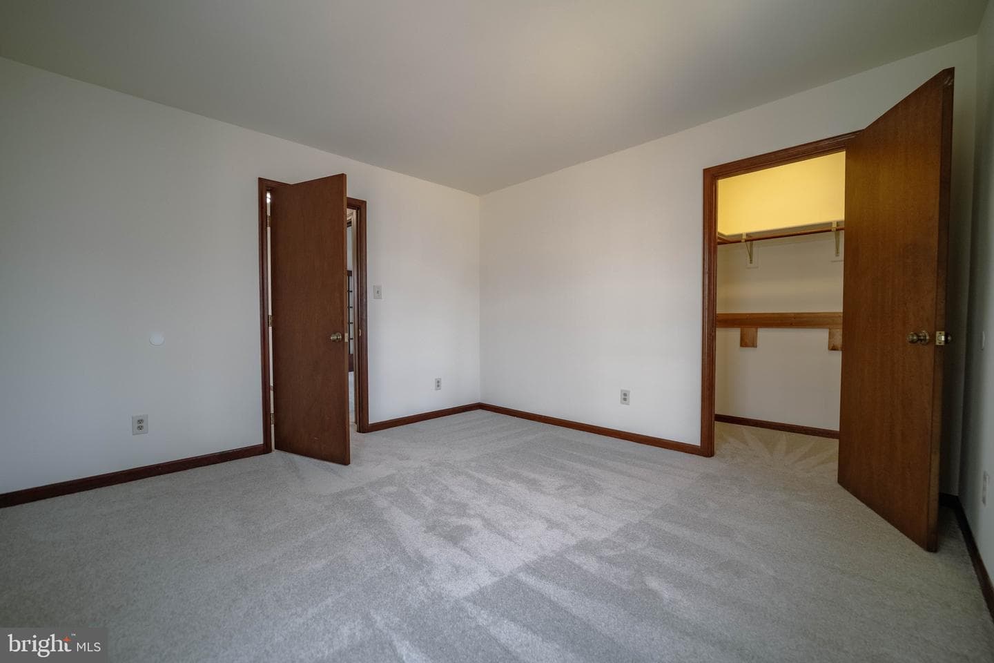 10754 Lake Forest Drive photo 33
