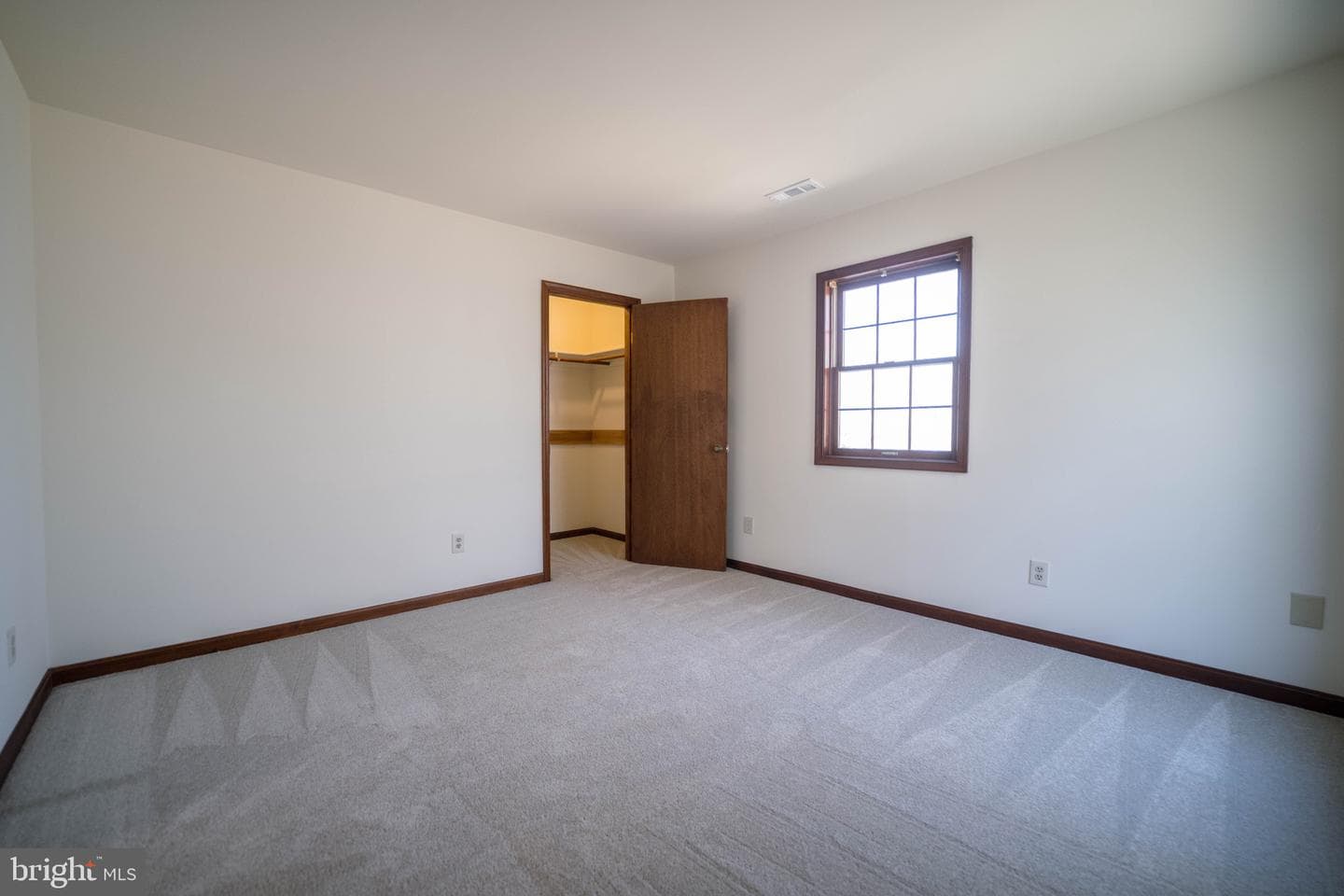 10754 Lake Forest Drive photo 41