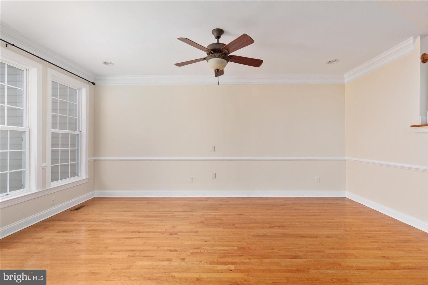 5711 Amelia Springs Circle photo 11