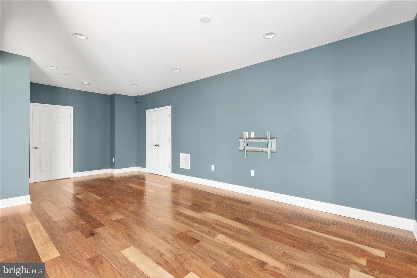 5711 Amelia Springs Circle photo 43