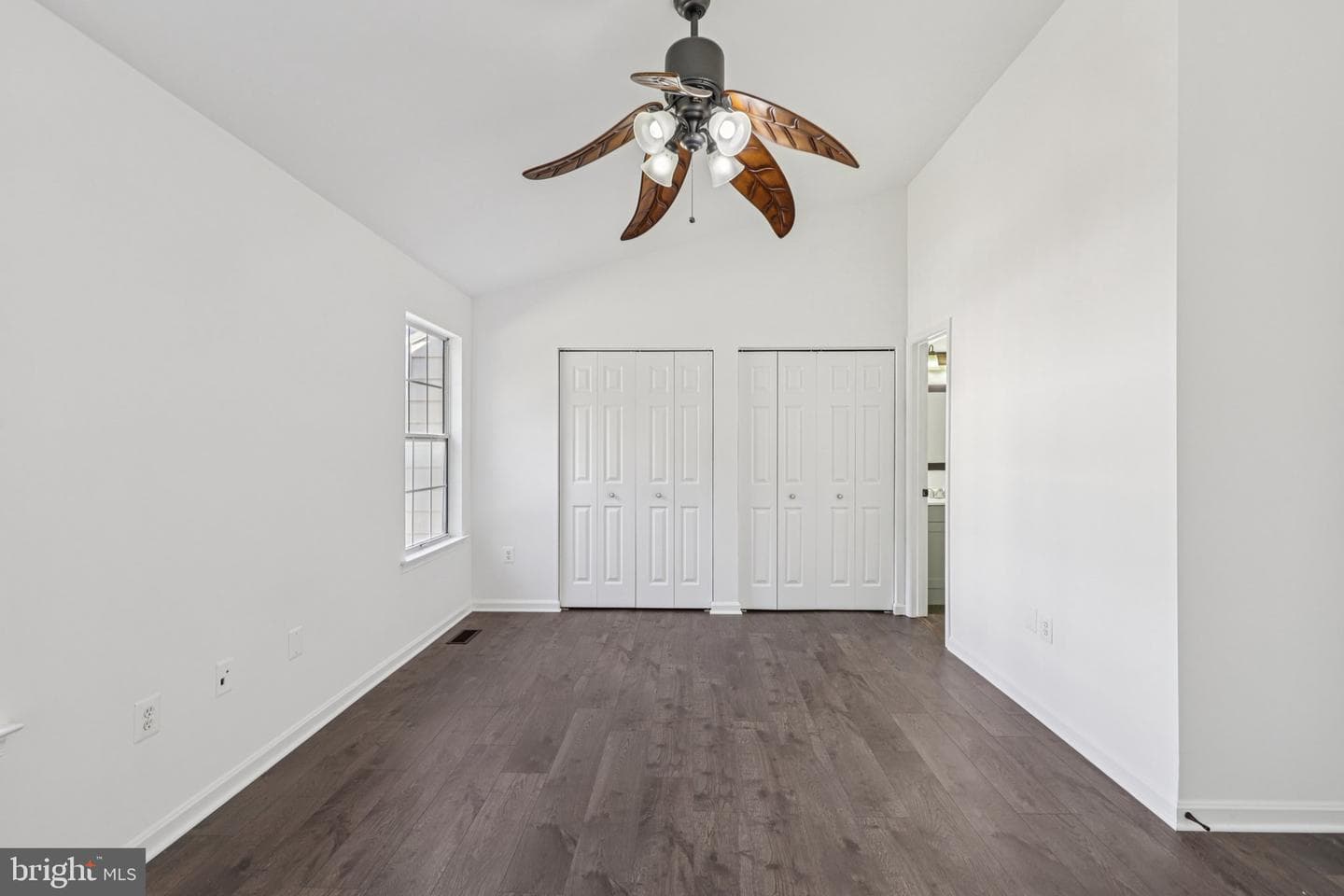 5154 Meeting Place photo 25