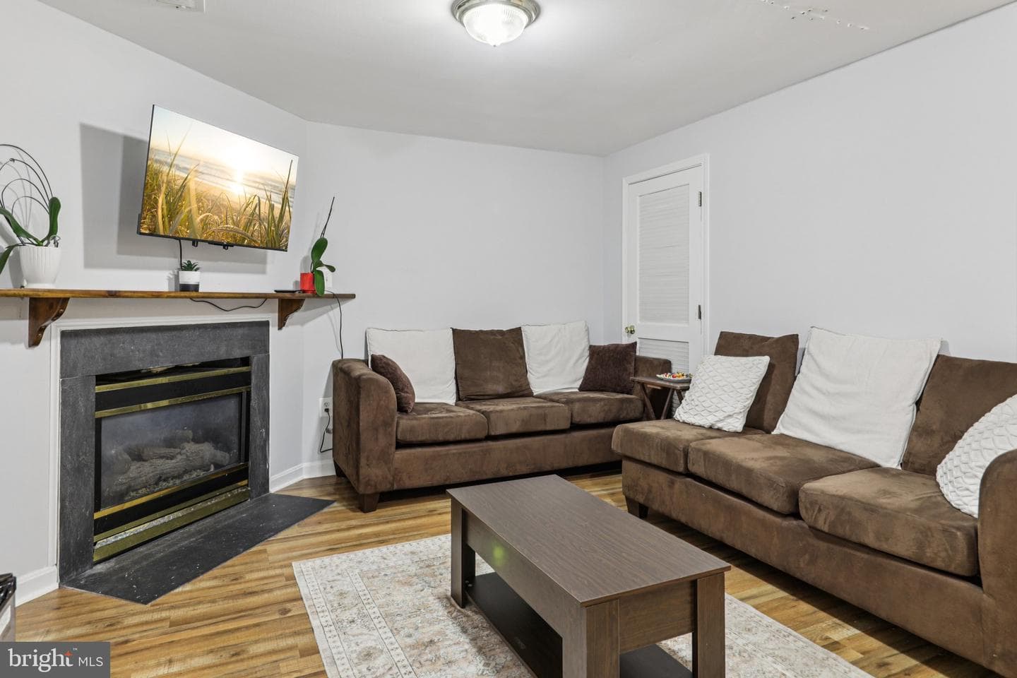 5154 Meeting Place photo 7