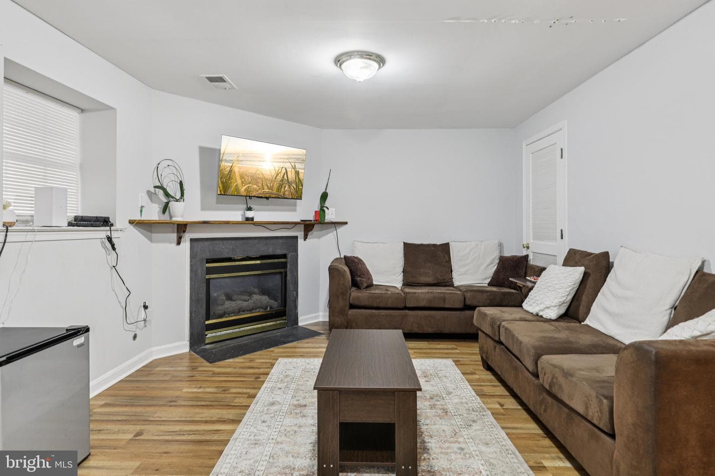 5154 Meeting Place photo 8