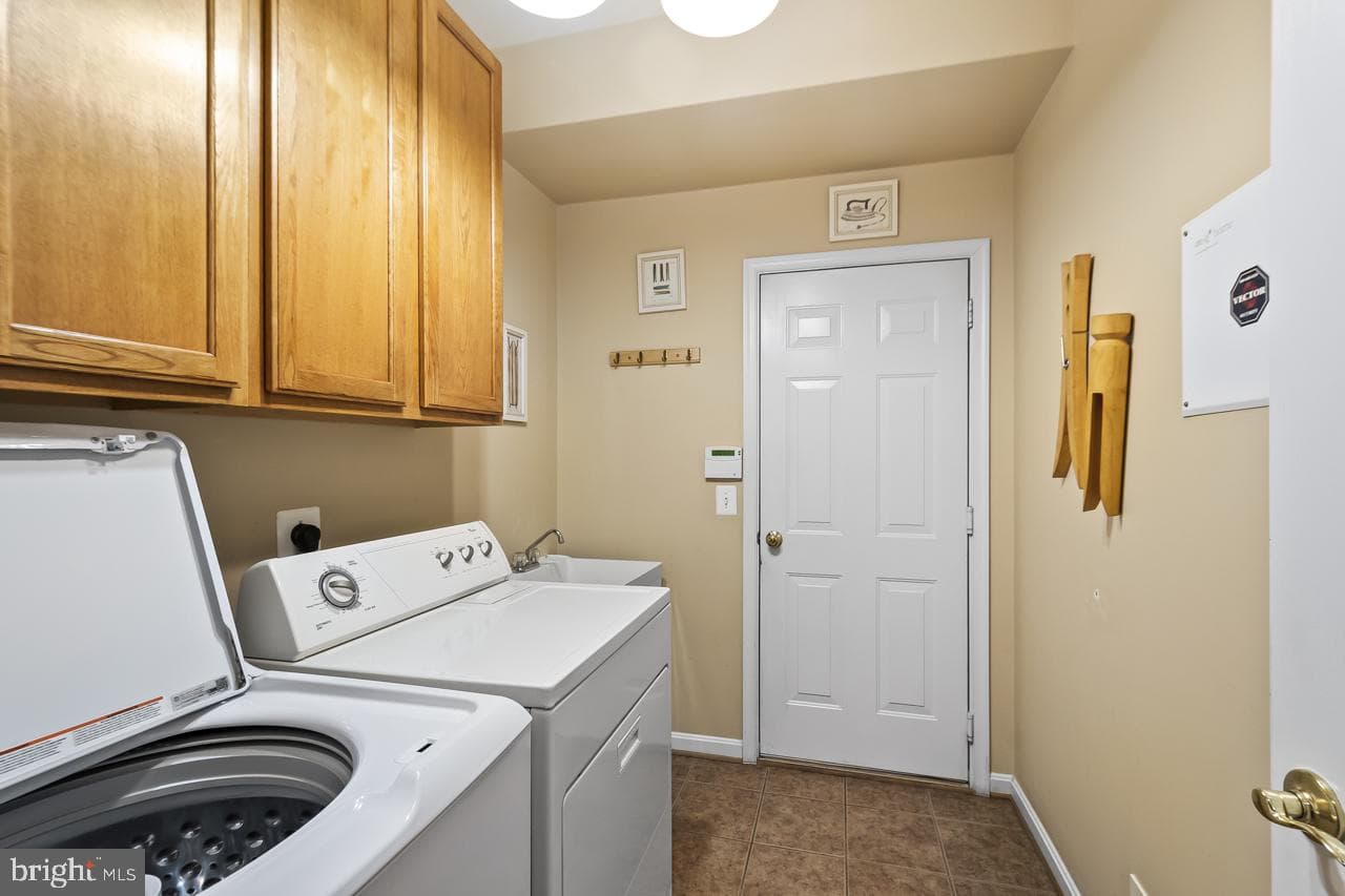 3769 Russett Maple Court photo 35