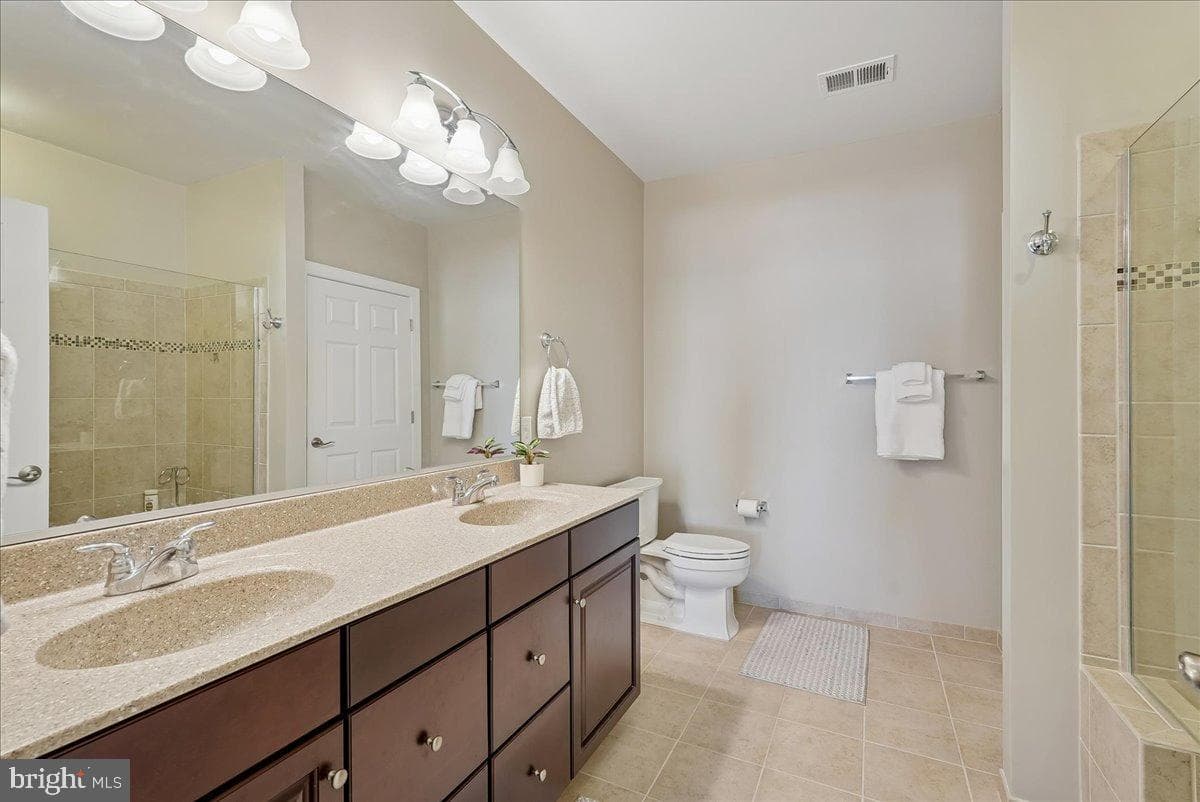 15110 Heather Mill Lane #402 photo 21