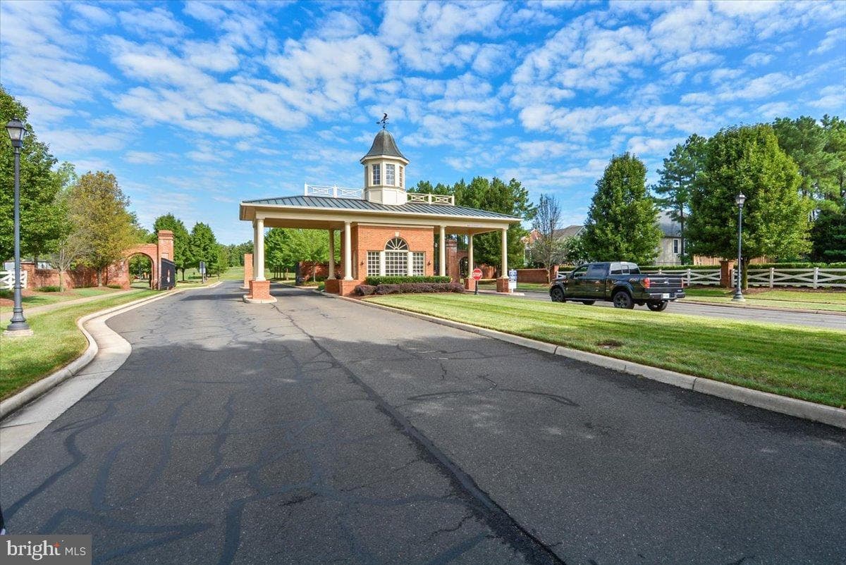15110 Heather Mill Lane #402 photo 40