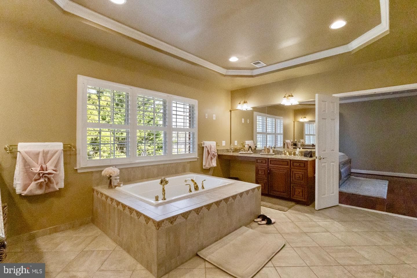 5801 Malvern Hill Court photo 32