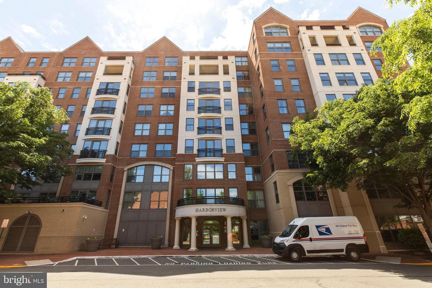 485 Harbor Side St # 100, Woodbridge