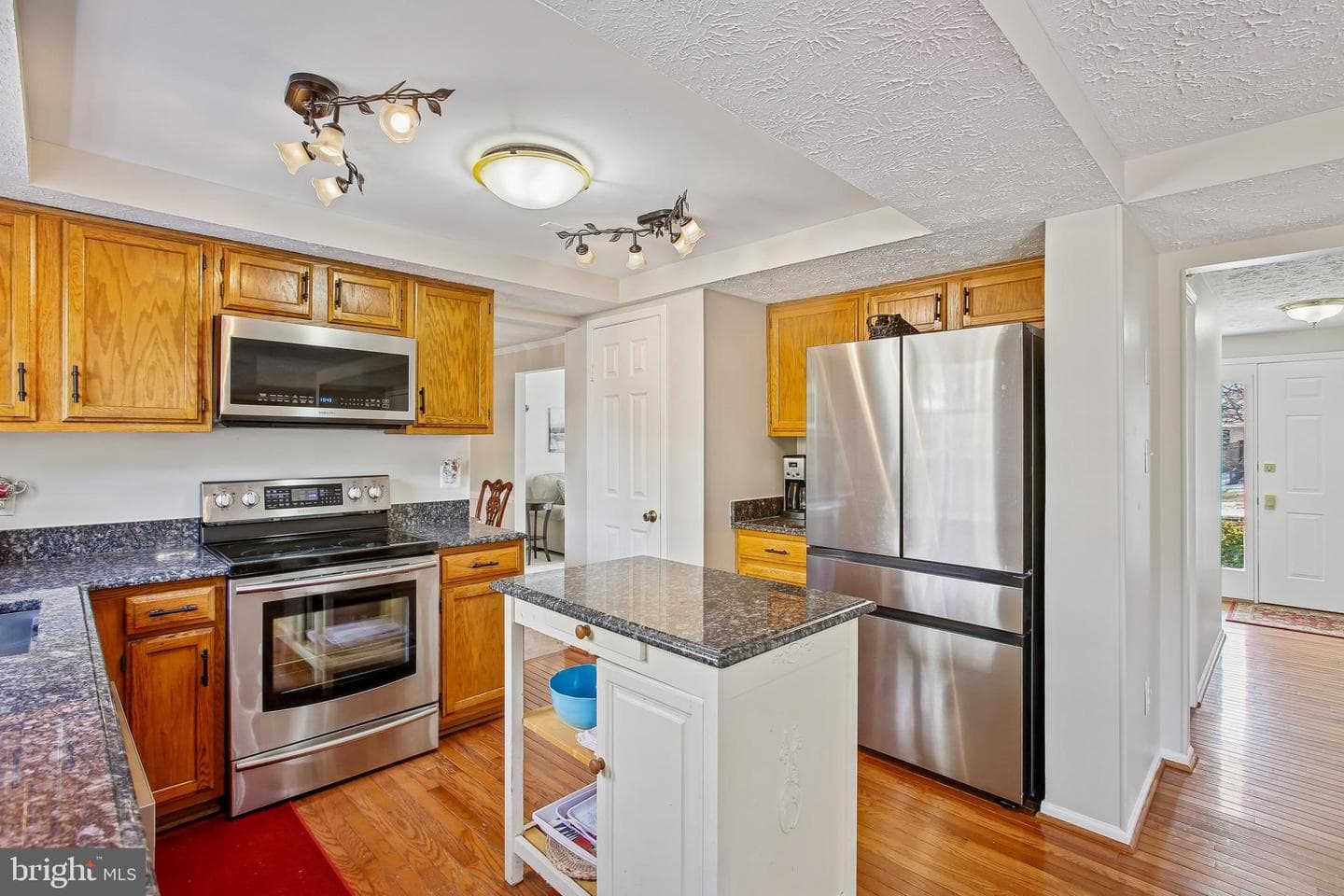 4566 Rincon Place photo 3