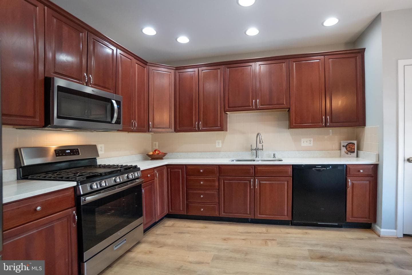 5603 Wheelwright Way photo 17