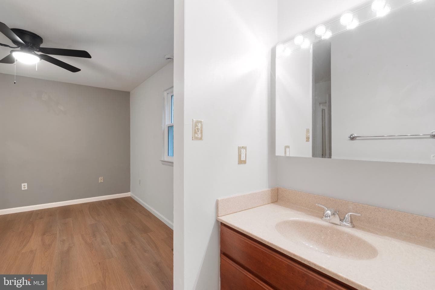 14262 Princedale Drive photo 14
