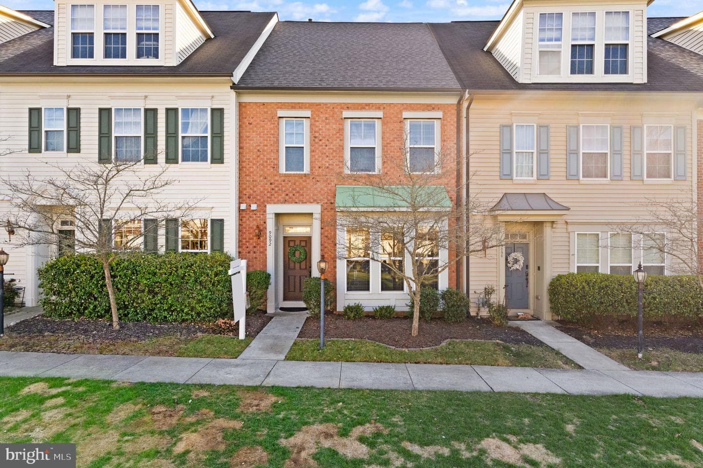 9092 Ribbon Falls Loop