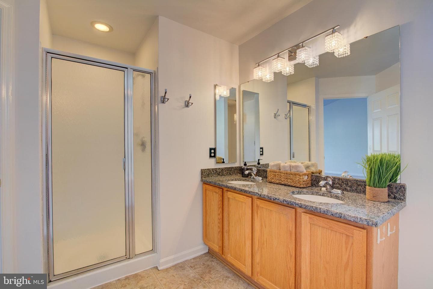 13124 Kinnicutt Drive photo 34