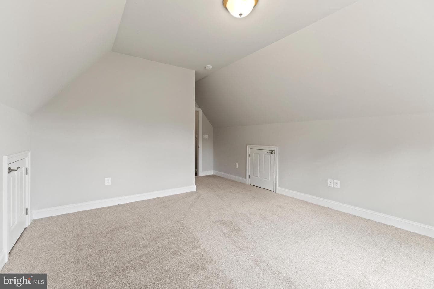 13725 Orlando Road photo 45