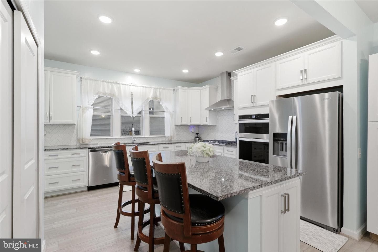 6594 Petunia Terrace photo 14