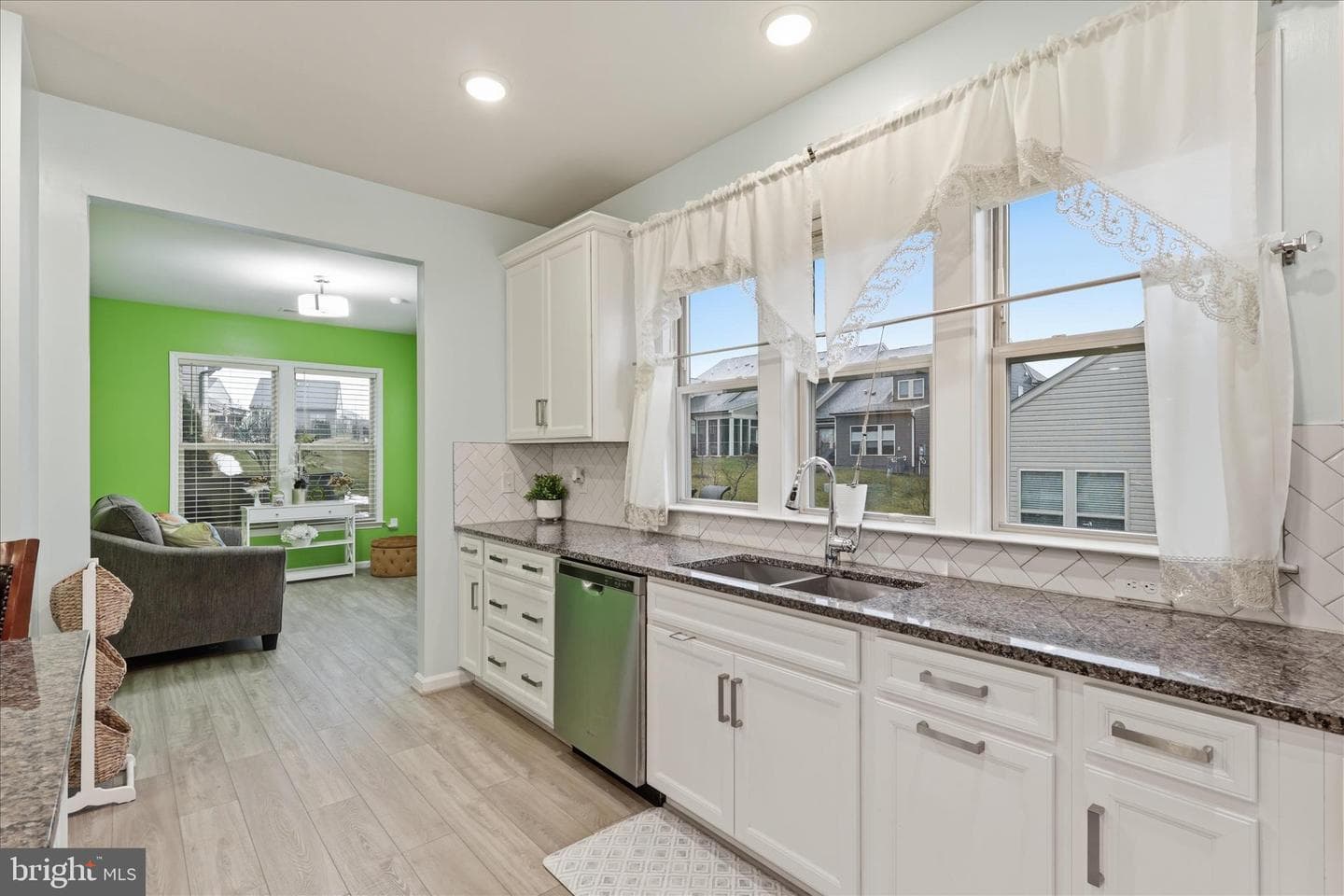 6594 Petunia Terrace photo 17