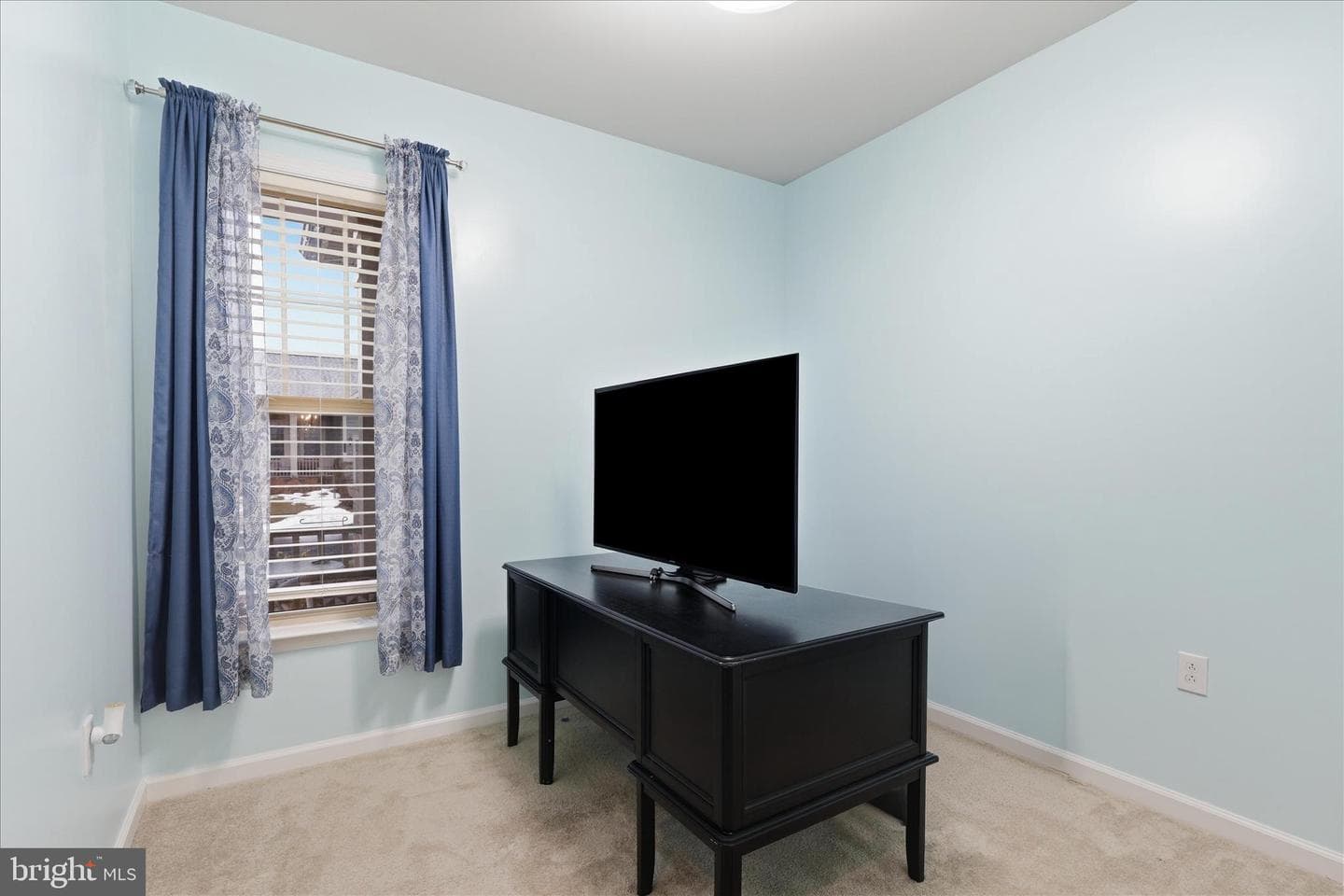 6594 Petunia Terrace photo 6