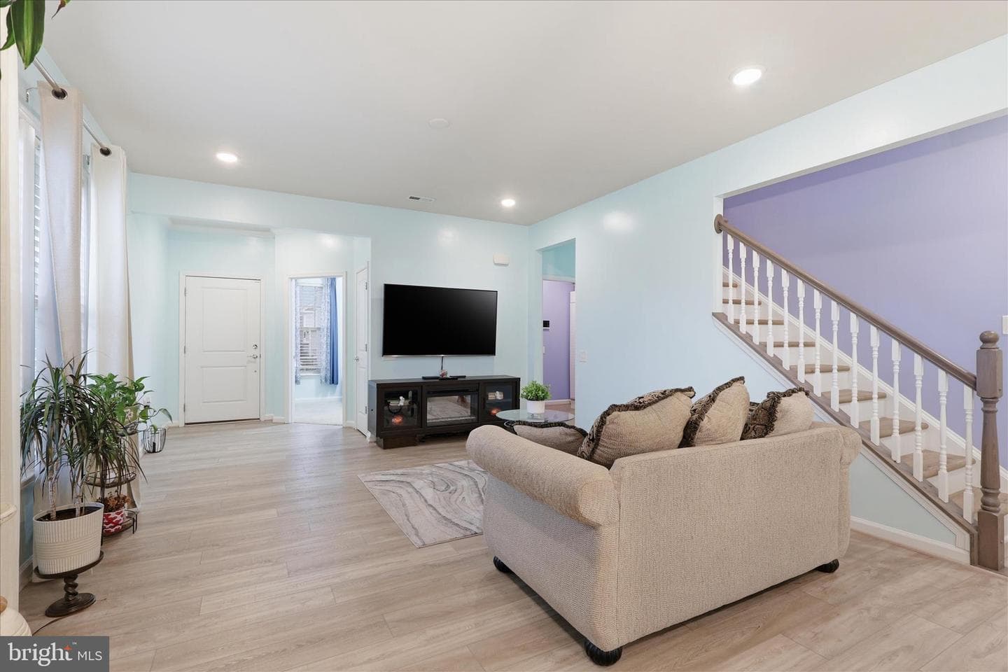 6594 Petunia Terrace photo 9