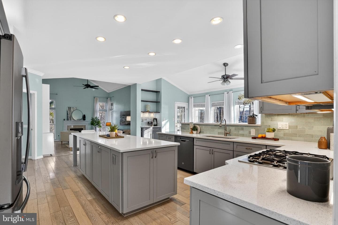 1617 Whistling Swan Way photo 8