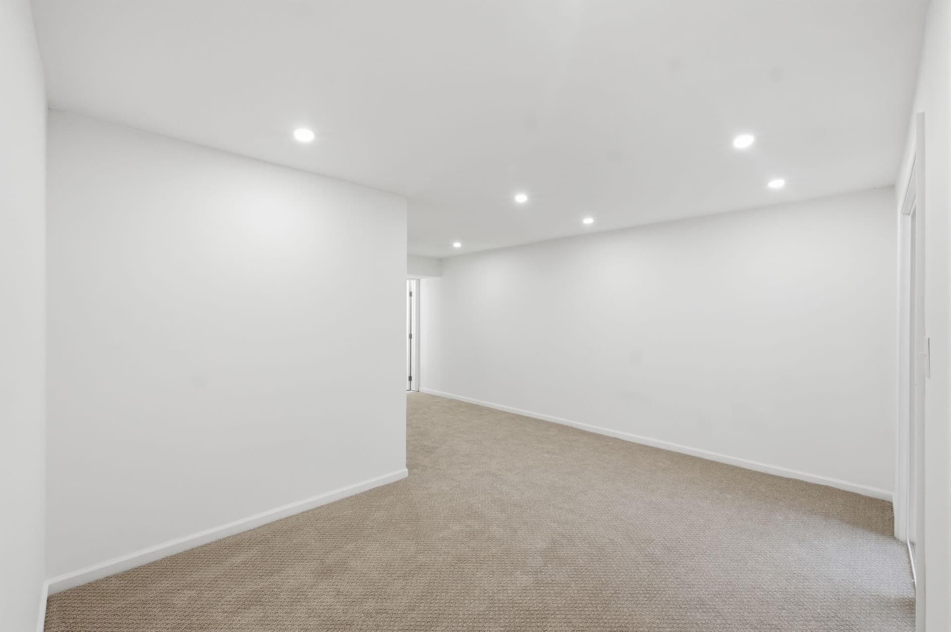 15387 Gatehouse Terrace photo 27