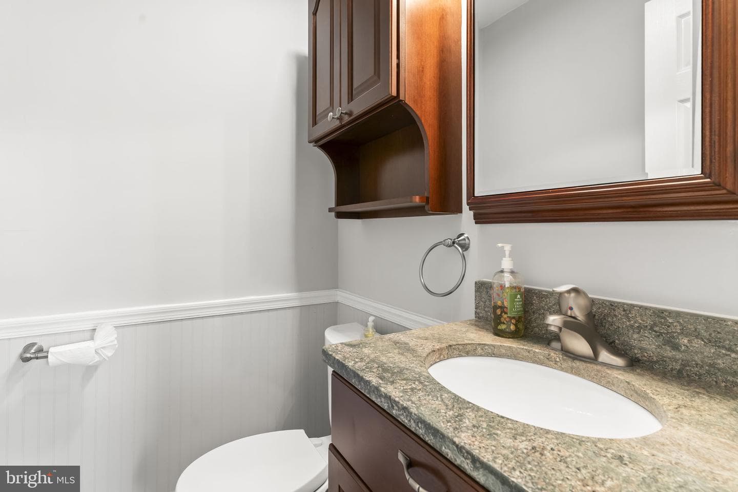 9649 Norfolk Street photo 17
