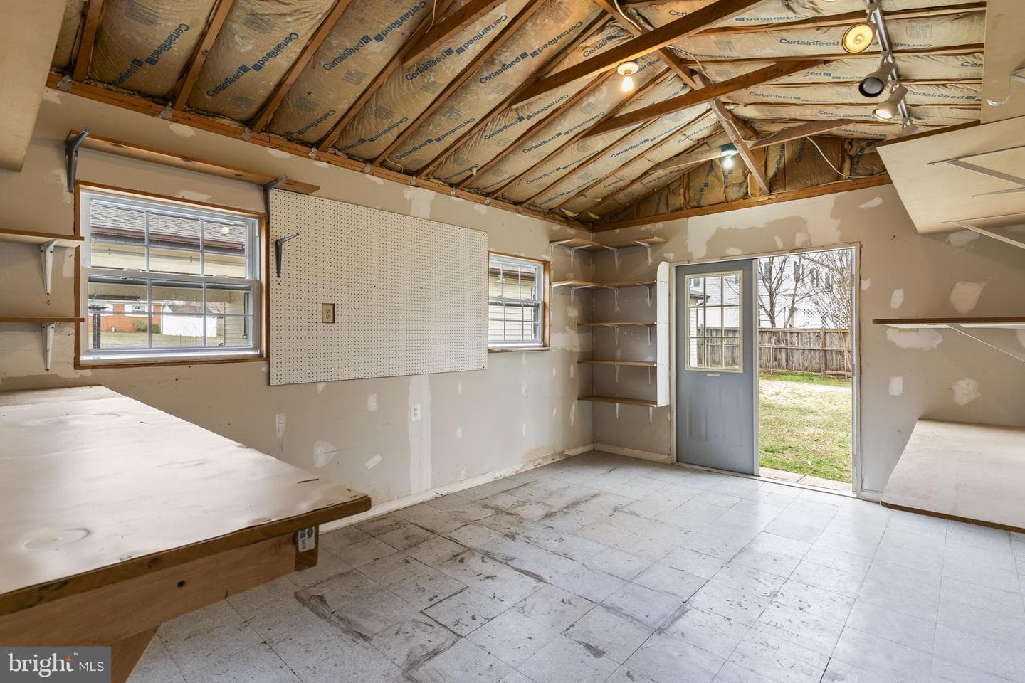 9649 Norfolk Street photo 25