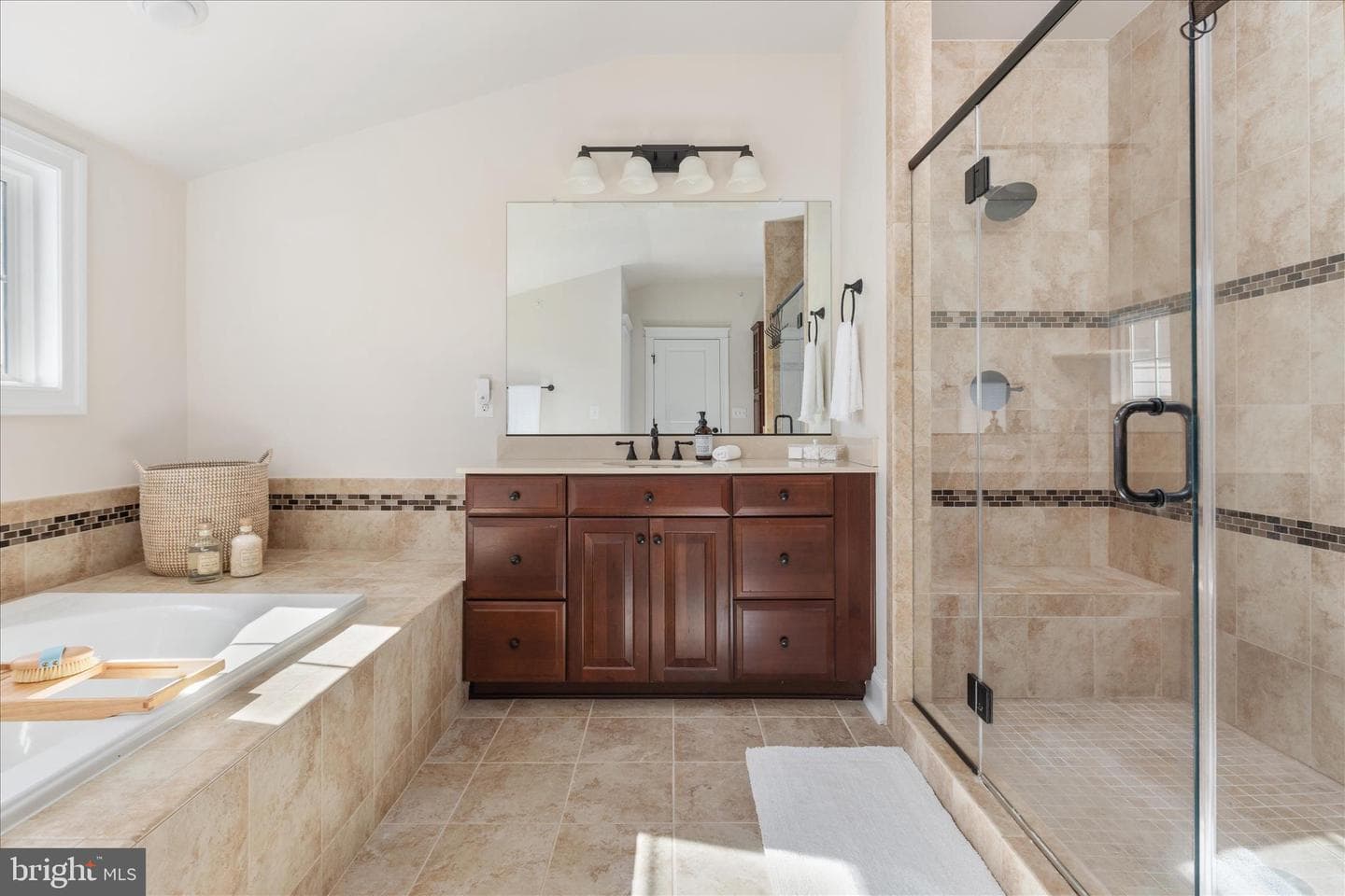 2501 Potomac River Boulevard photo 24