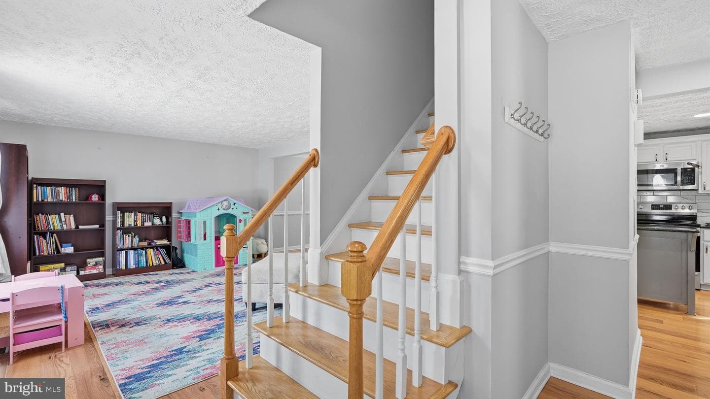 16041 Macedonia Drive photo 18