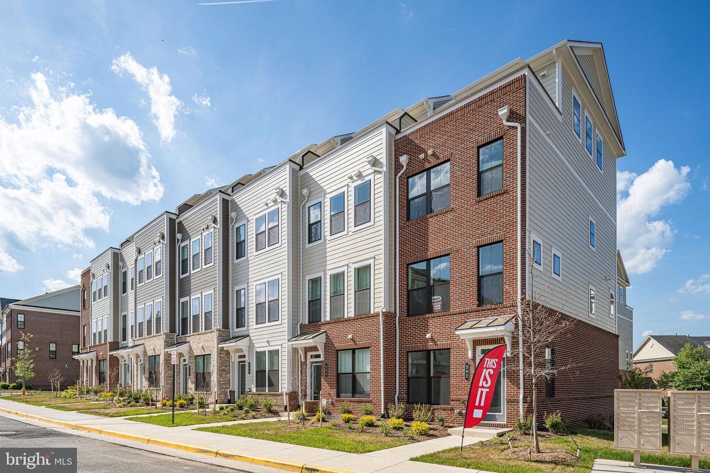 592 Watermans Drive, Woodbridge
