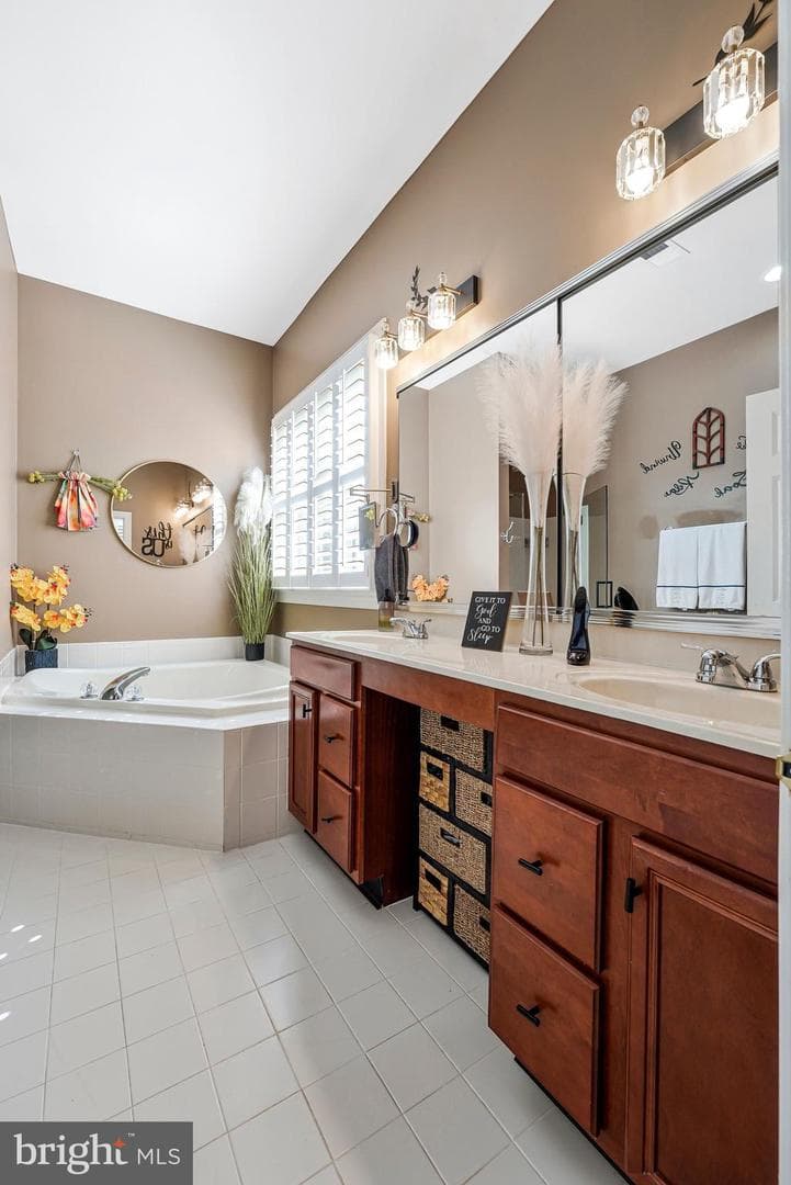 15517 Legacy Way photo 27