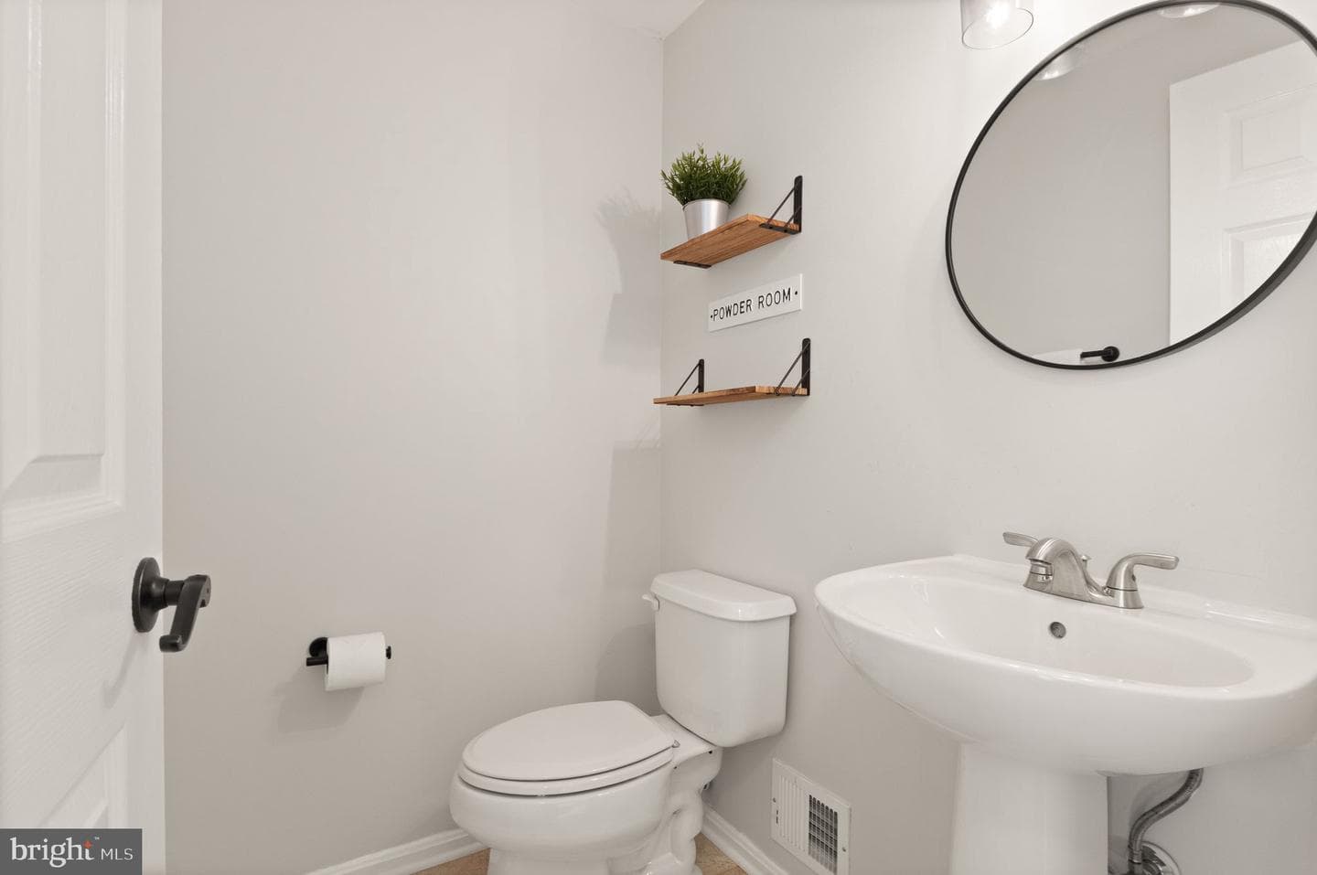 11521 Bertram Street photo 24