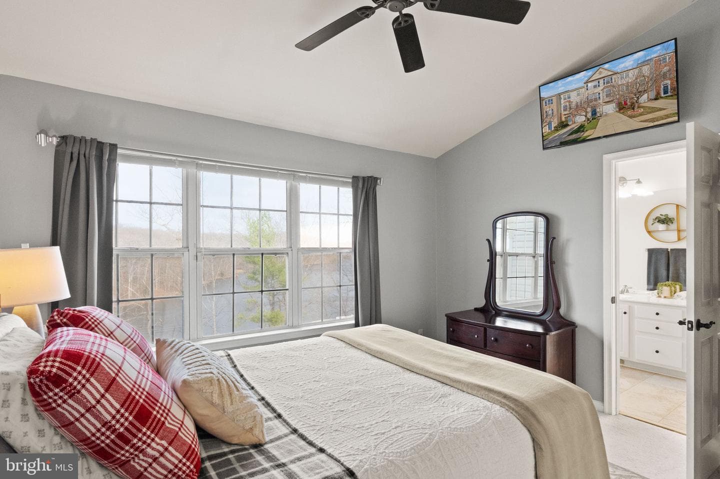 11521 Bertram Street photo 28