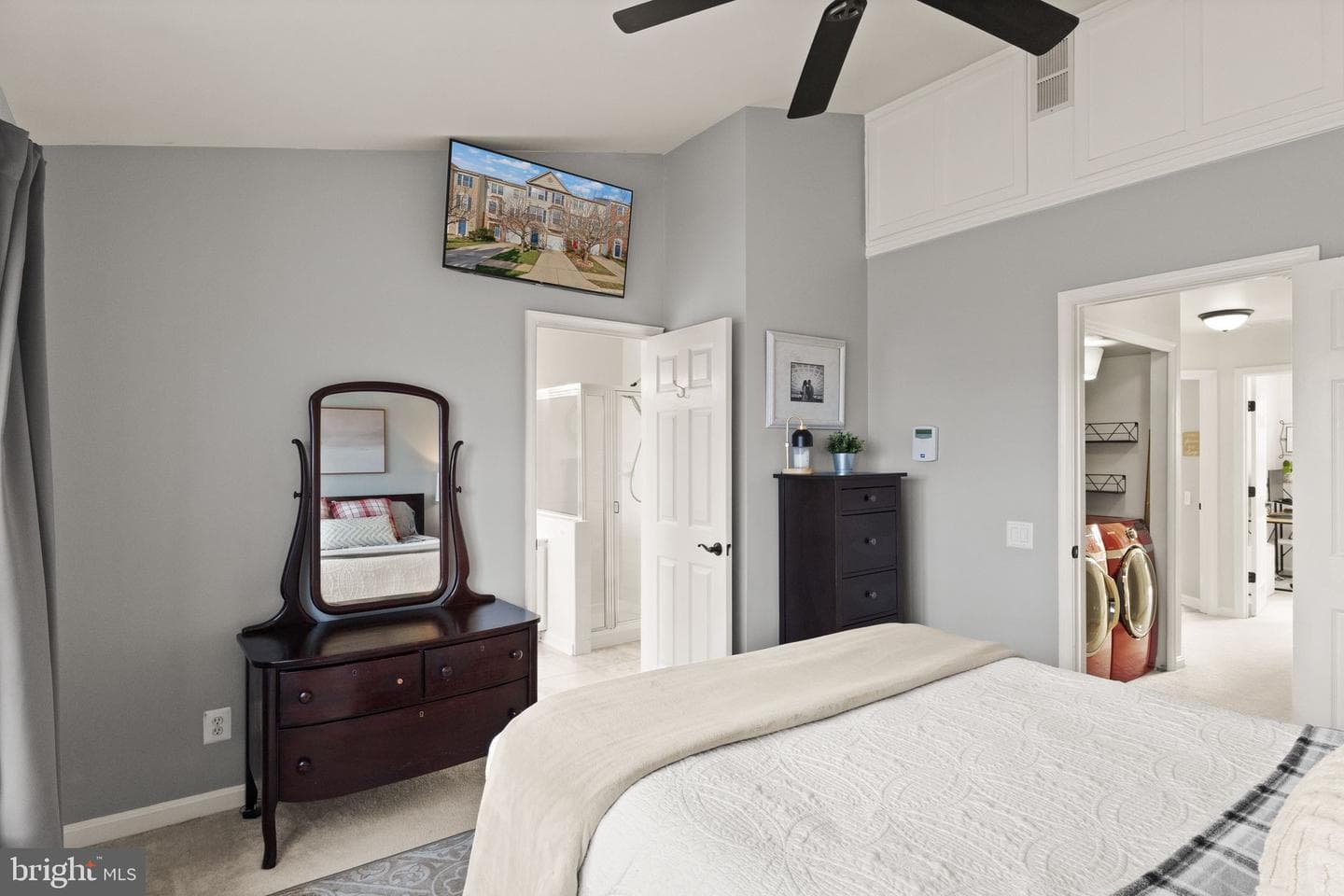 11521 Bertram Street photo 29