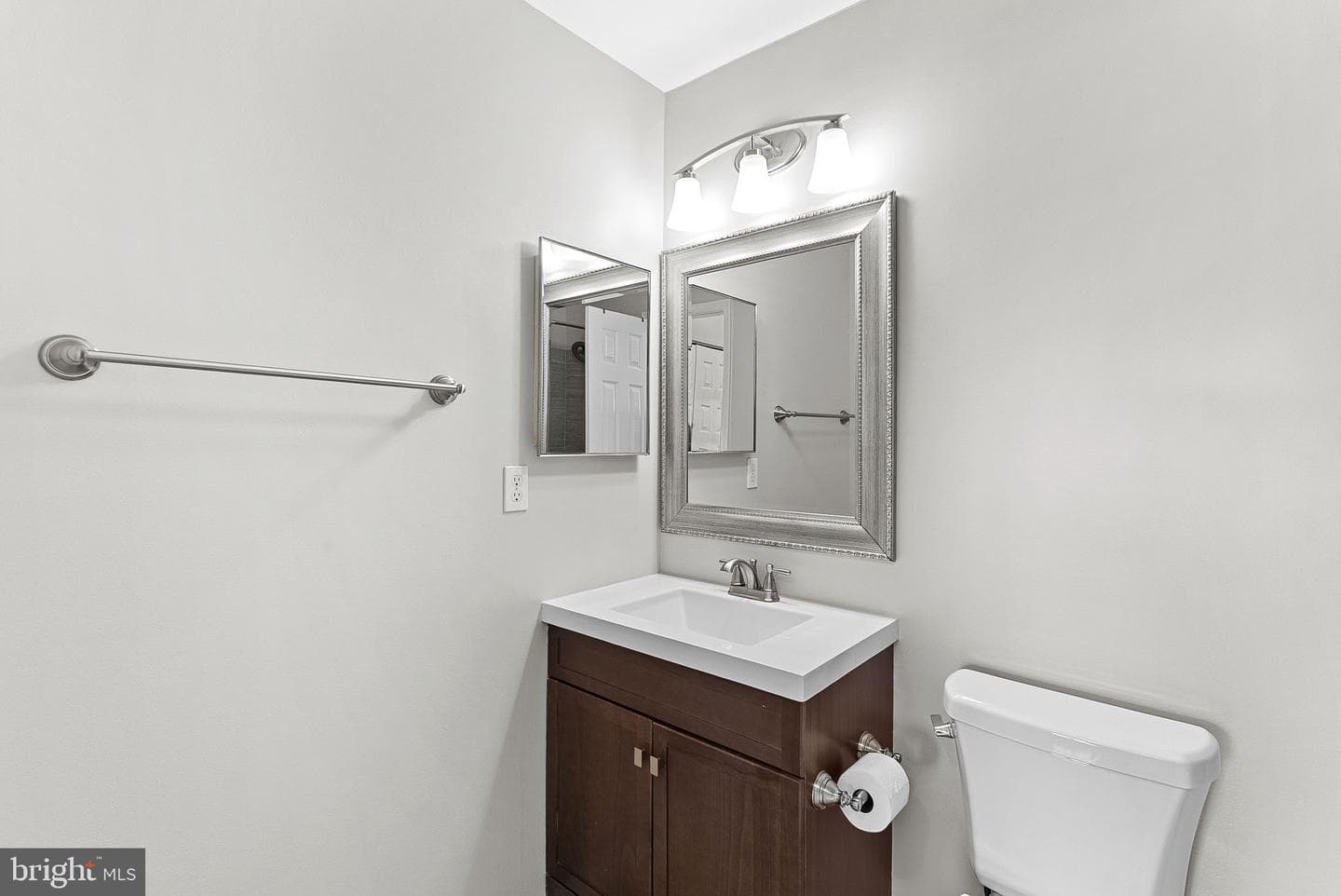 7442 Emerald Drive photo 31