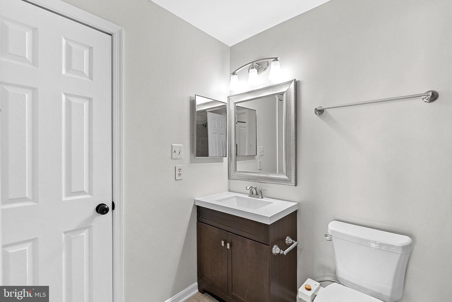 7442 Emerald Drive photo 32