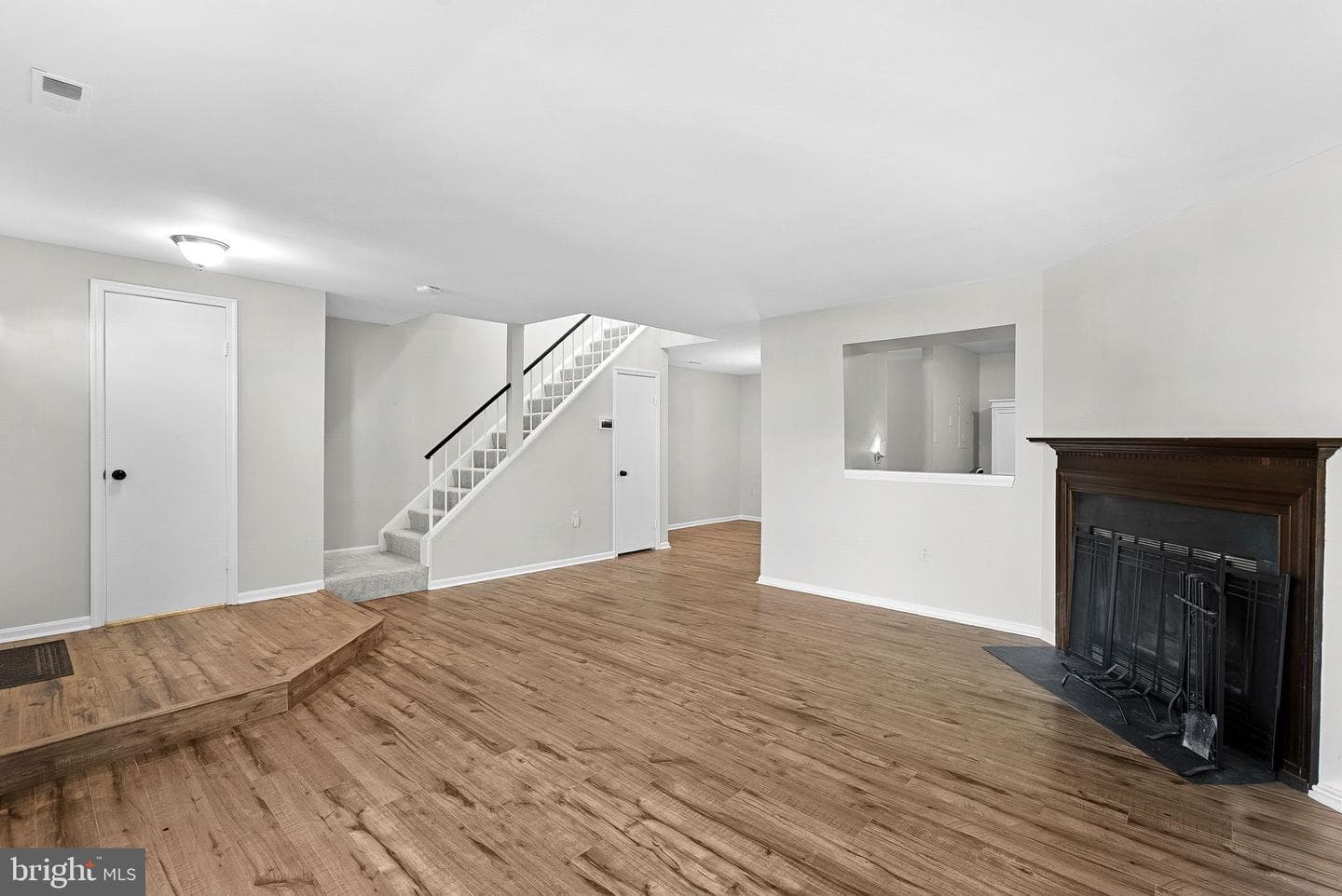 7442 Emerald Drive photo 7