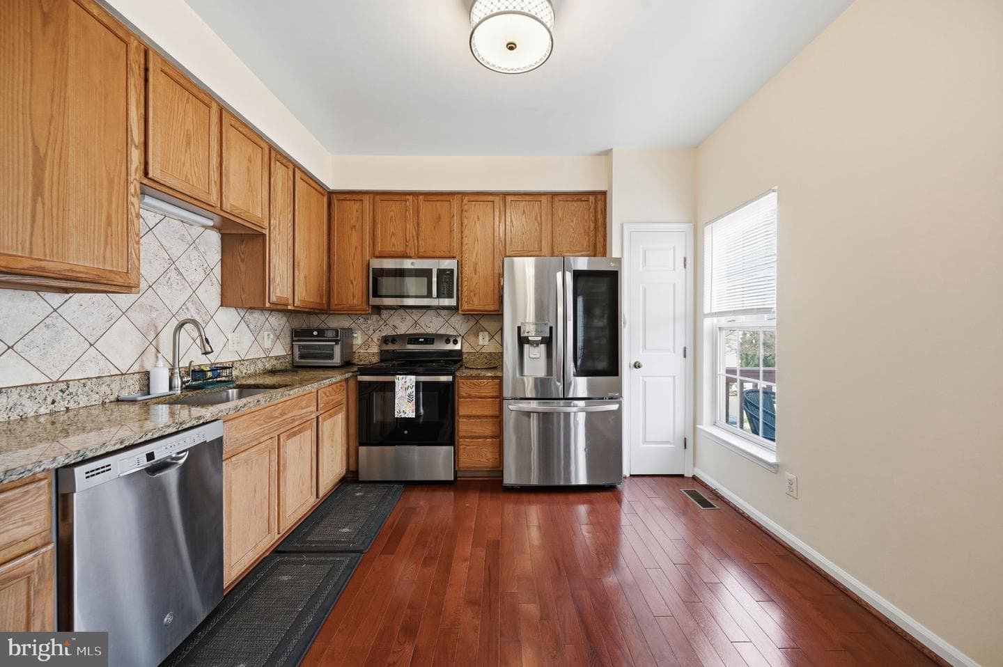 15113 Gaffney Circle photo 10